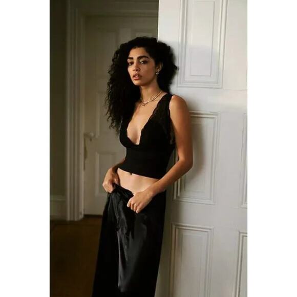 NWT Free People Intimately Power Play Cami Black Size Medium - Picture 3 of 4